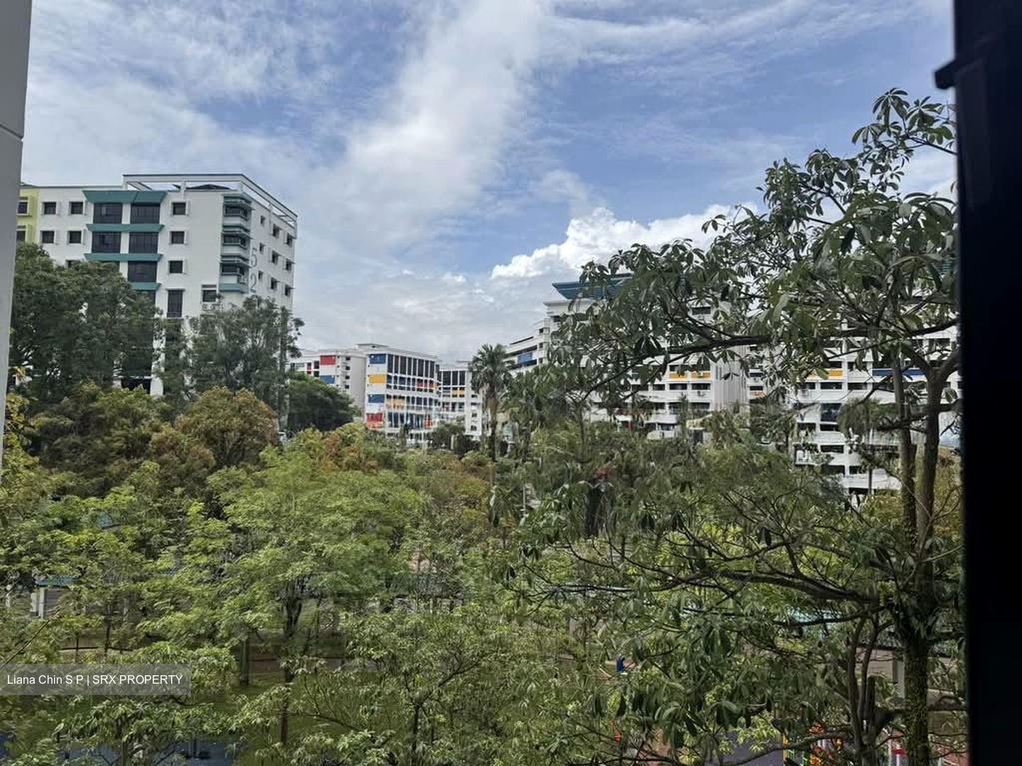 Blk 520 Fragrant Woods (Woodlands), HDB Executive #574400551